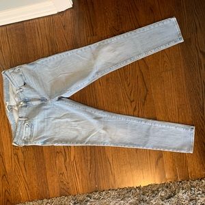 Levi's 711 Skinny Jeans!